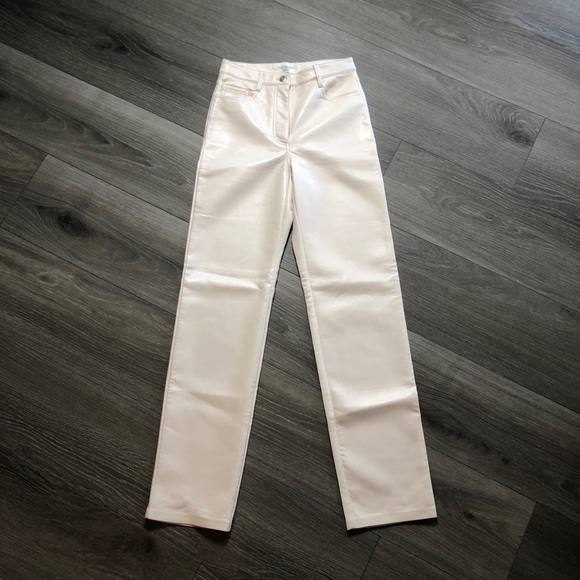 Aritzia Wilfred Melina Wide Leg High Waisted White Pleather Pants Size 0 - Picture 2 of 11